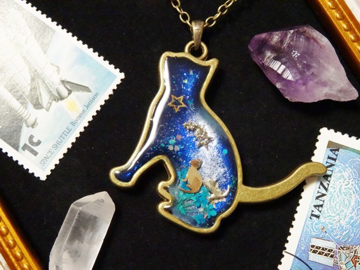 ☆ネコ in ネコ~星を見上げるネコの親子~宇宙塗りレジン~☆