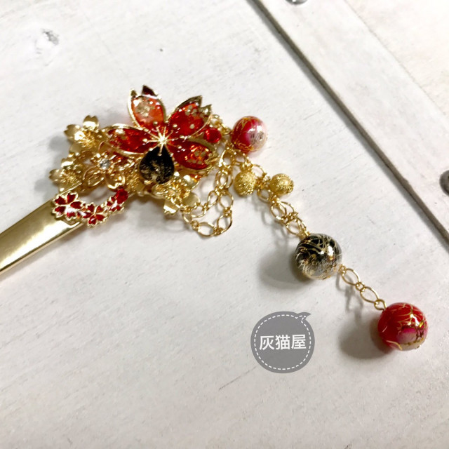 狂い咲きの桜簪
